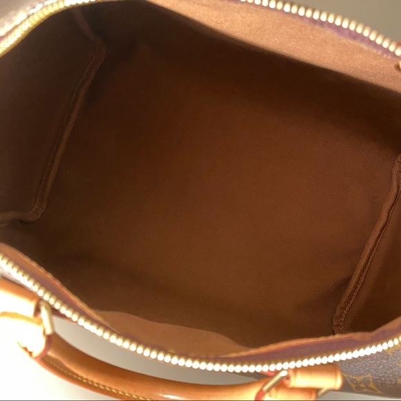 ⛔️SOLD⛔️Louis Vuitton Speedy 30 Monogram - Picture 15 of 16